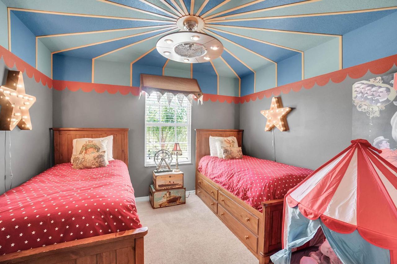 Gorgeous Custom 6Bd Hm Loaded With Amenities Themed Rooms, Private Pool Davenport Eksteriør billede